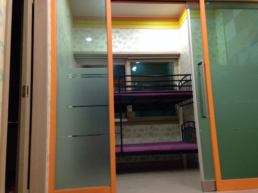 Champ Hostel Busan Room photo