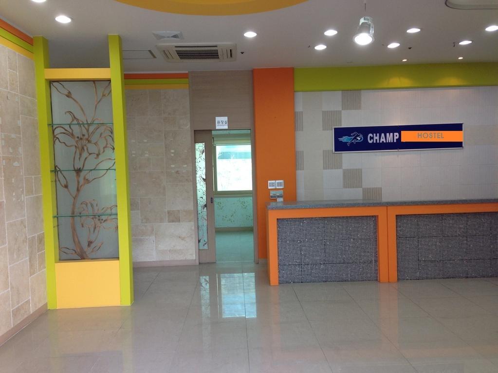 Champ Hostel Busan Exterior photo